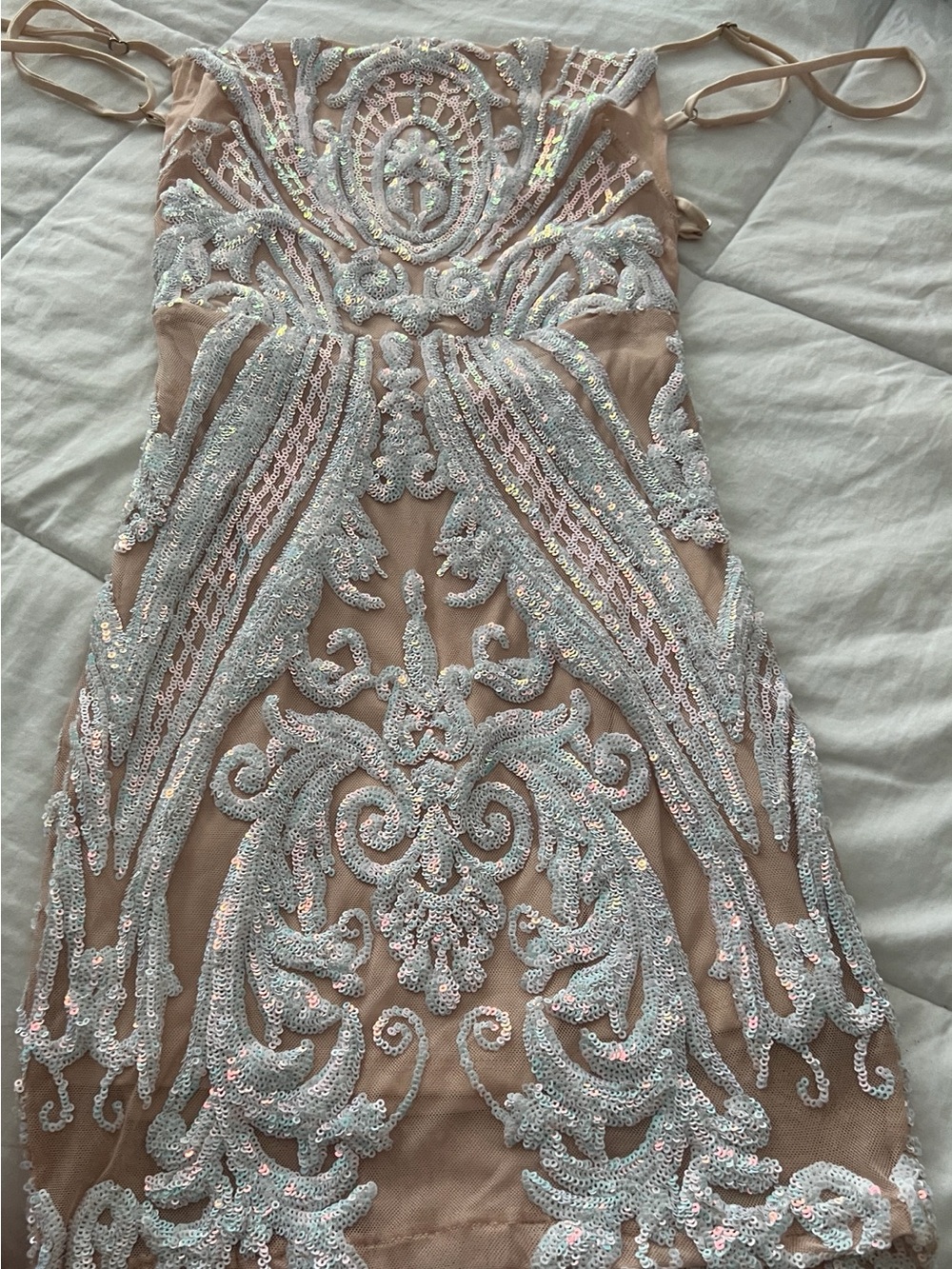 Lucy in the sky gorgeous dress.   Nude w/white sequins.  Sz Small retail $79